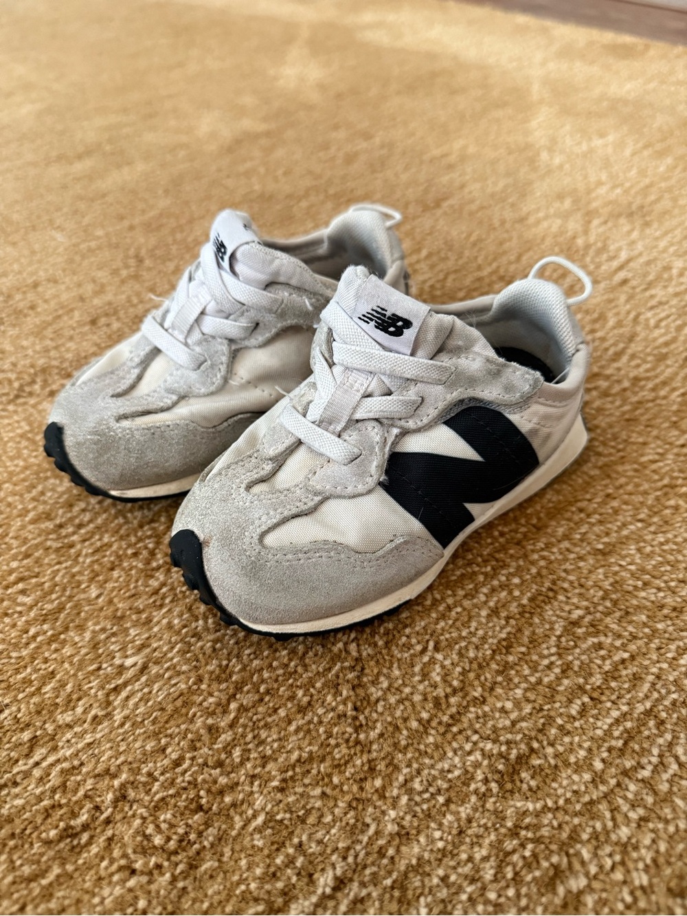 New Balance Kids White and Black Sneakers
